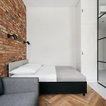 Native Dluga 24i3 Kraków