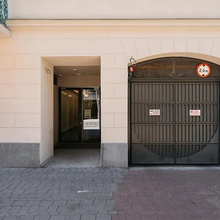 Native Dluga 24i3 * Krakow