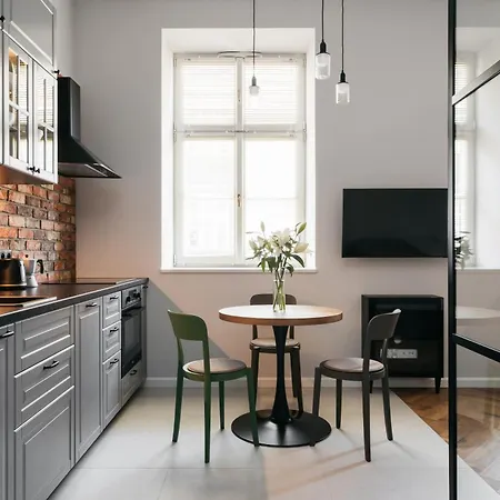 Apartmán Native Dluga 24i3 *